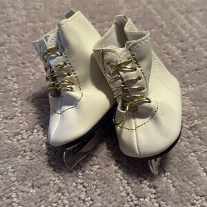 American Girl - Fancy Ice Skates